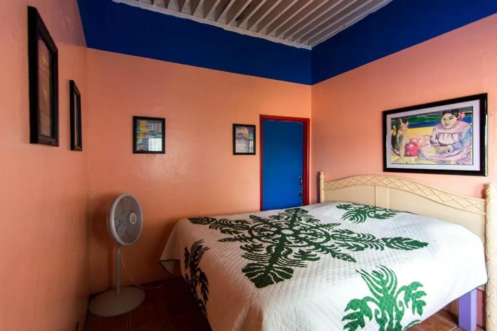 Kauai Beach House Hostel, Llc カパア