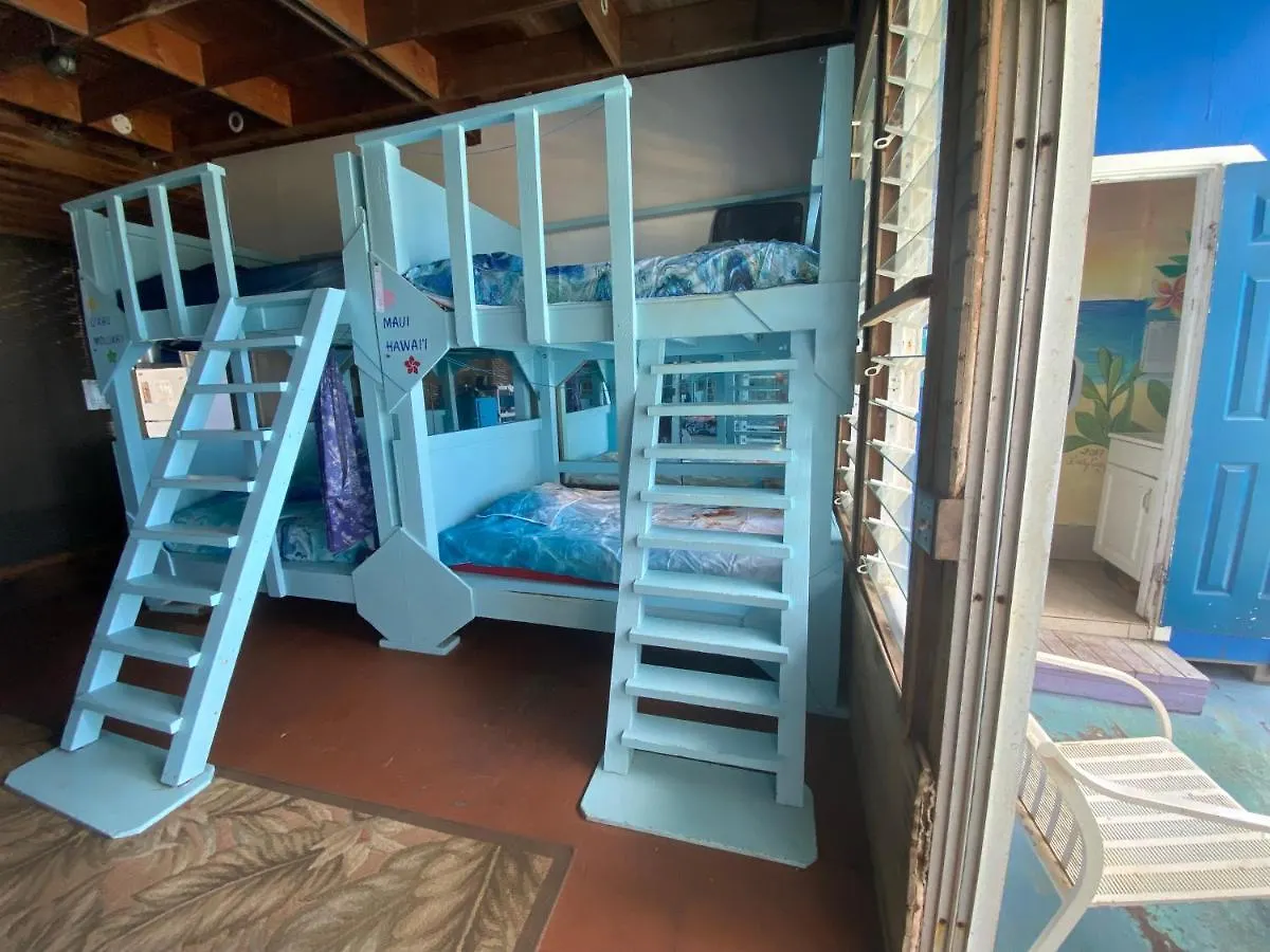 Kauai Beach House Hostel, Llc